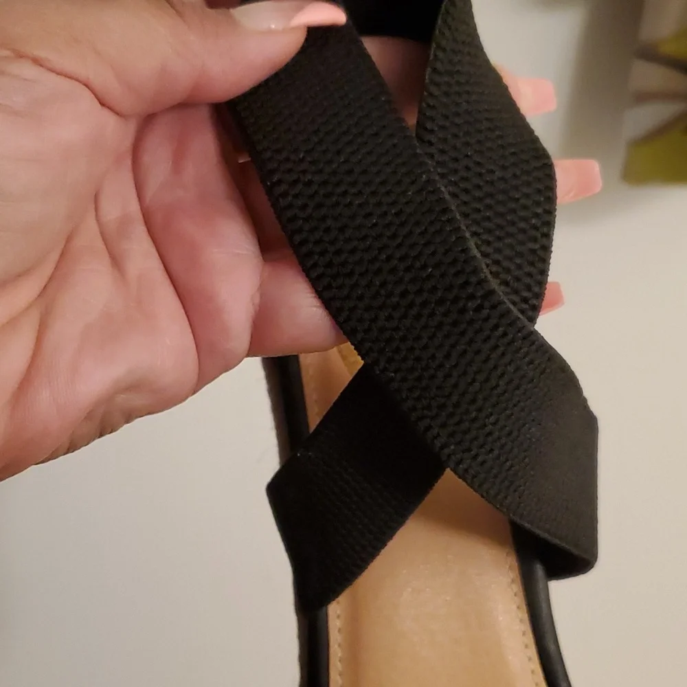Sandals - Picture 7 of 7